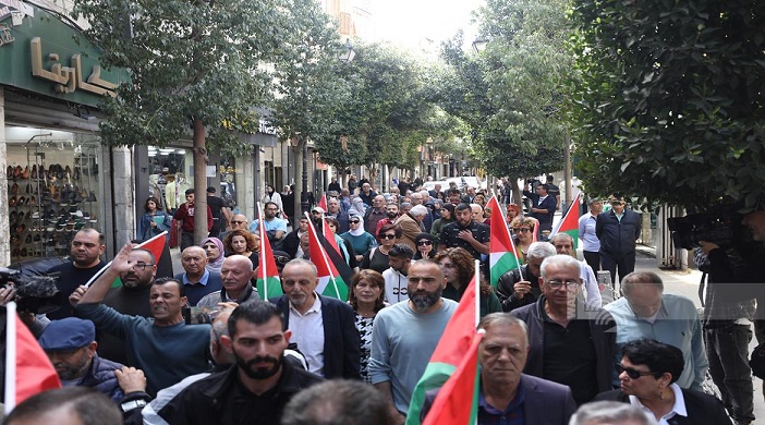 رام الله – الحياة الجديدة – شارك عشرات المواطنين، اليوم…