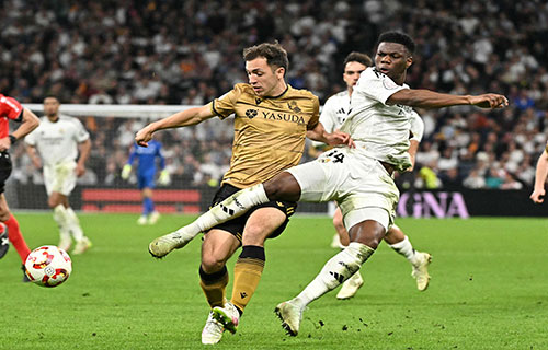 مدريد – وكالات: دخل الدولي الفرنسي أوريلين تشواميني تاريخ ريال…