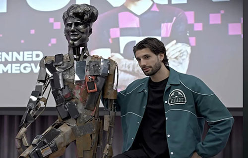 لندن – وكالات: أصيب نجم ليفربول دومينيك سوبوسلاي بالرعب بعد…