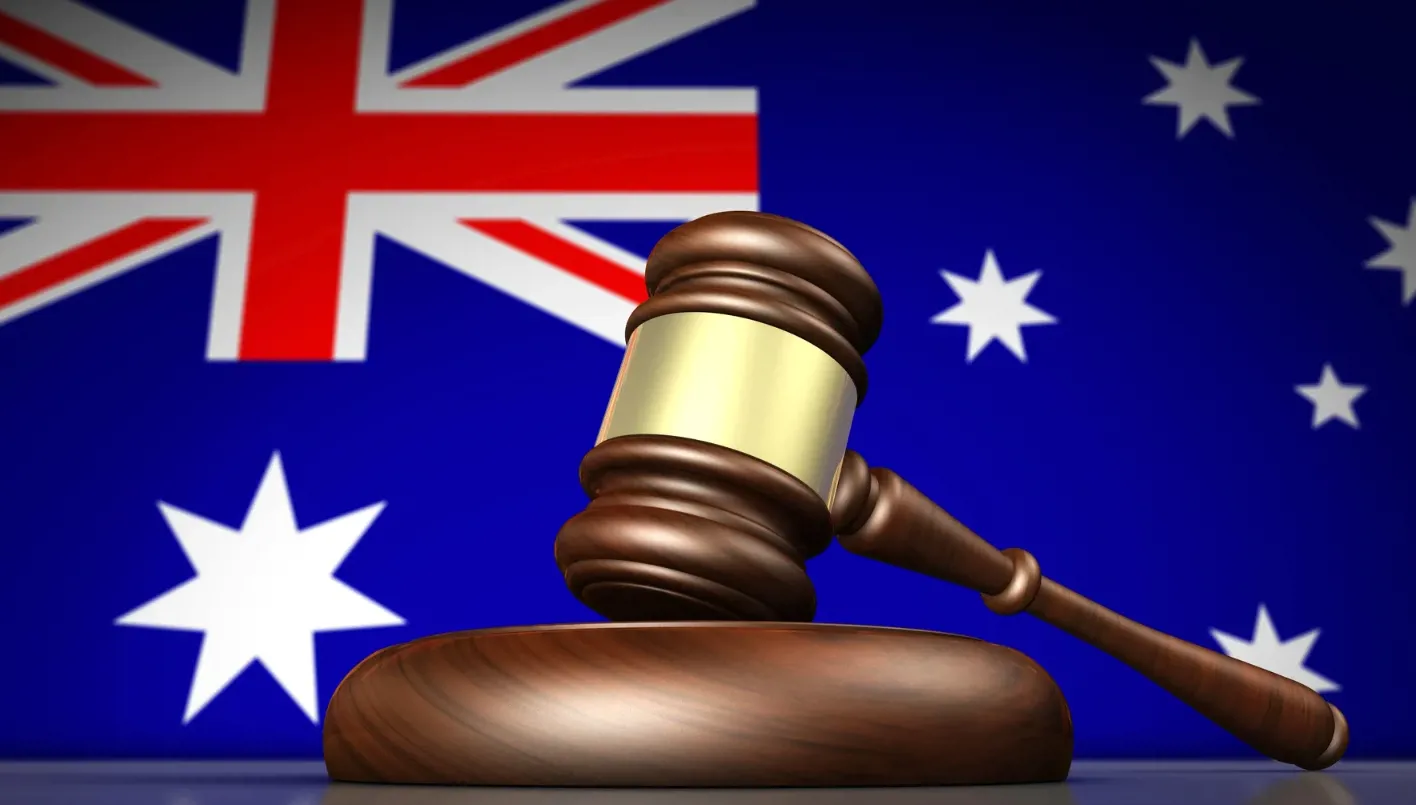 أوستراليا تسن قانوناً “ثورياً” لحماية الأطفال دون 16 عاماً على المنصات