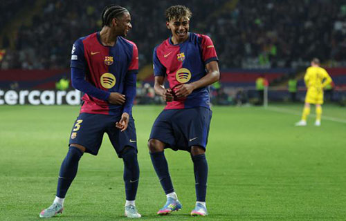 برشلونة – إسبانيا – د ب أ: اقترب فريق برشلونة…