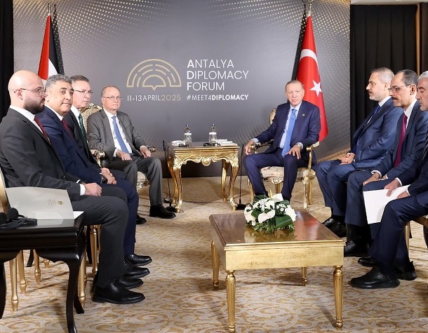 -رئيس الوزراء ينقل تحيات الرئيس محمود عباس ويثمن الدعم التركي…