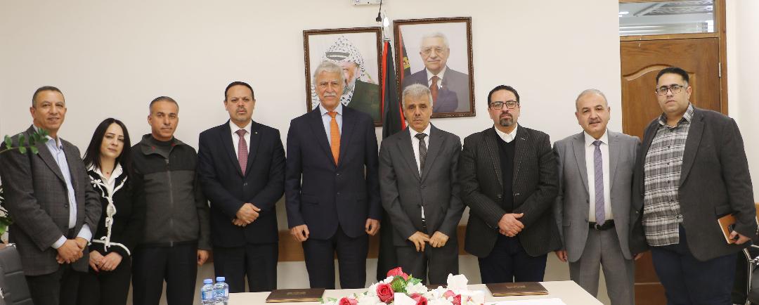   رام الله – الحياة الجديدة – وقّعت وزارة التربية…