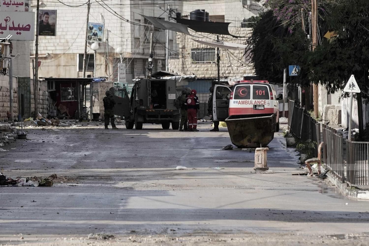 جنين -الحياة الجديدة – اقتحمت قوات الاحتلال الإسرائيلي، اليوم الاثنين،…