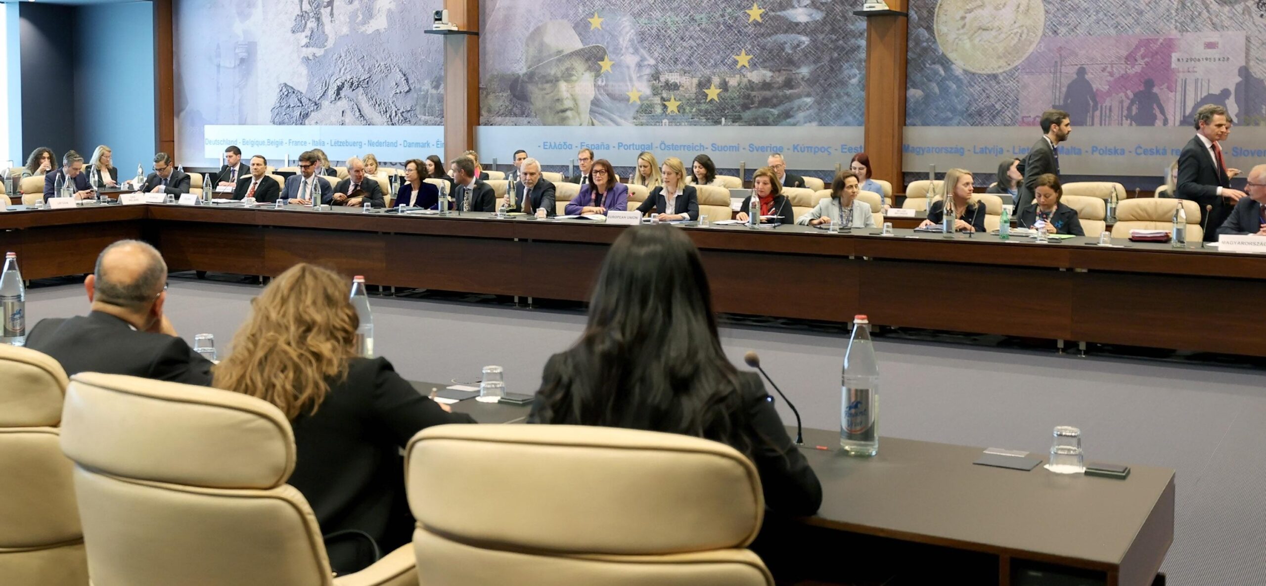 رحبت الحكومة الفلسطينية بإعلان الاتحاد الأوروبي عن منح وقرض بقيمة…