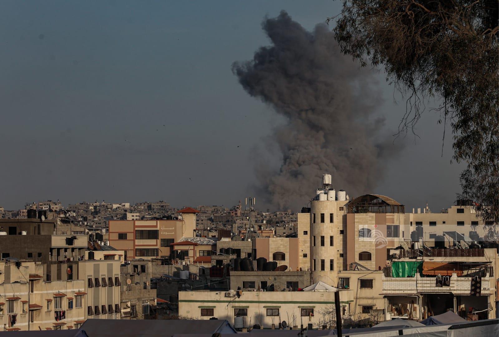 ستشهد مواطنان وأصيب آخرون، مساء اليوم الثلاثاء، جراء قصف قوات…