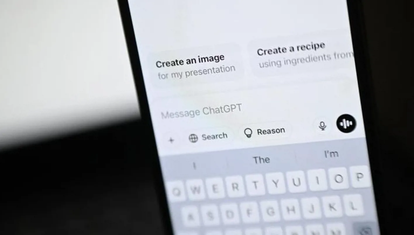 تطبيق مجاني يتيح استخدام “تشات جي بي تي ”  على أجهزة “آيفون” القديمة غير المدعومة