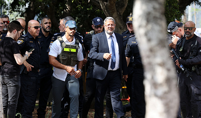 الخليل -الحياة الجديدة- اقتحم وزير الأمن القومي الإسرائيلي، المتطرف إيتمار…