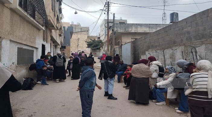 طولكرم – وفا- أجبرت قوات الاحتلال الإسرائيلي، اليوم الخميس، عائلة…