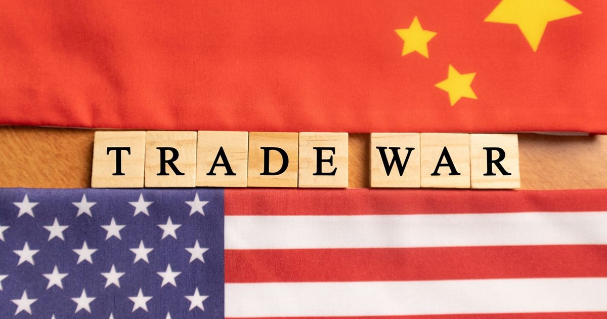 تصعيد أمريكي جديد ومسؤول صيني: منفتحون على التوافق وجاهزون للرد على رسوم ترامب