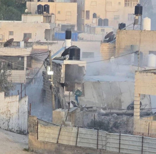 القدس- الحياة الجديدة- فجرت قوات الاحتلال، اليوم، منزل عائلة الشهيد…