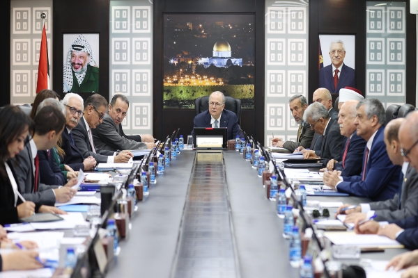 أكد ضرورة تسريع العمل بتوفير الإيواء المؤقت للعائلات النازحة شمال…