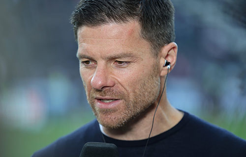 مدريد – أ ف ب: تحدث الرئيس الاسباني لنادي باير…