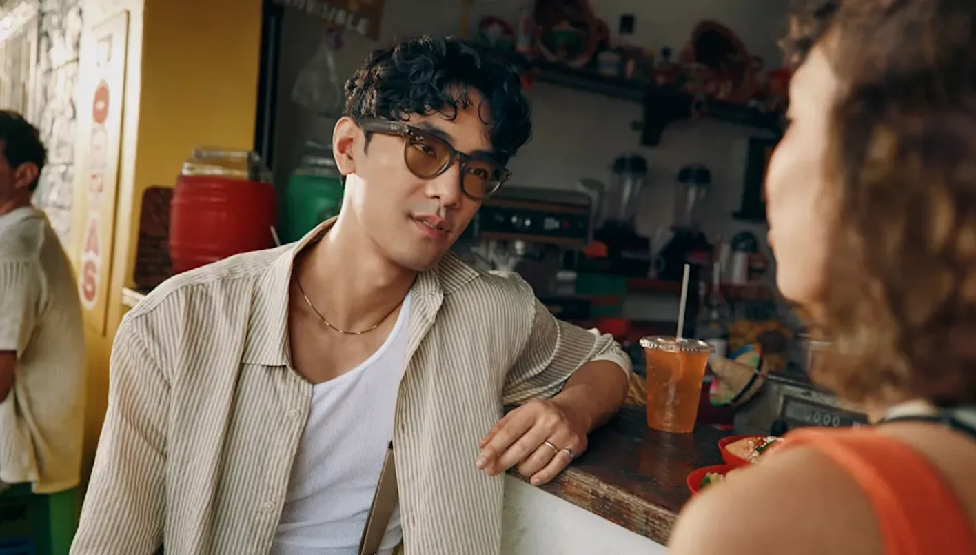 “ميتا” تتيح بعض ميزات الذكاء الاصطناعي في نظاراتها الذكية