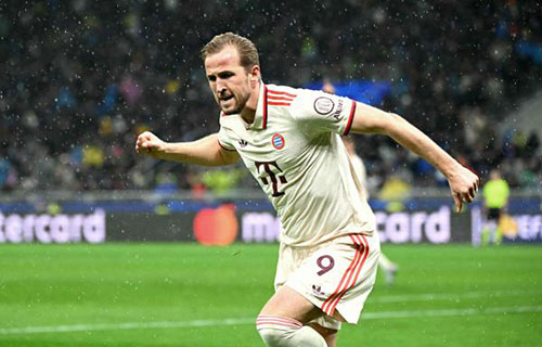 برلين-(أ ف ب) : بعد مسيرة زاخرة بالجوائز الفردية ولكن…