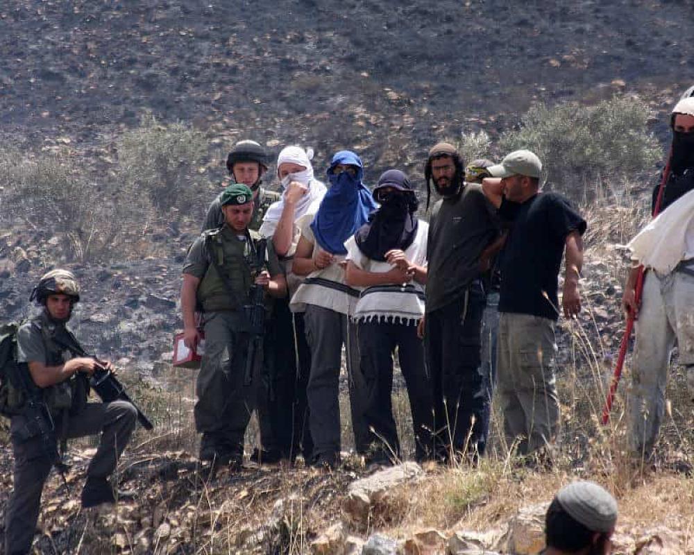 الخليل – الحياة الجديدة – شرع مستعمرون، اليوم الاثنين، بشق…