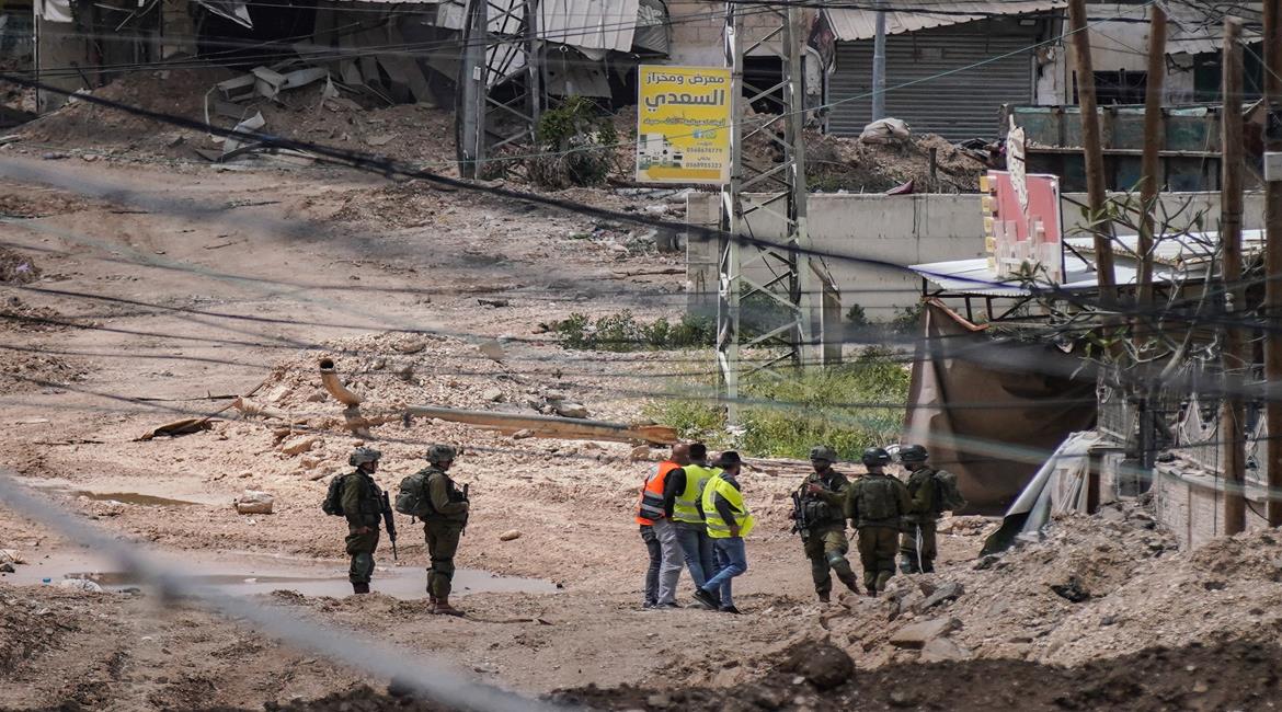 جنين-الحياة الجديدة-عبد الباسط خلف- ربطت دارسة الأدب الإنجليزي سارة علي،…