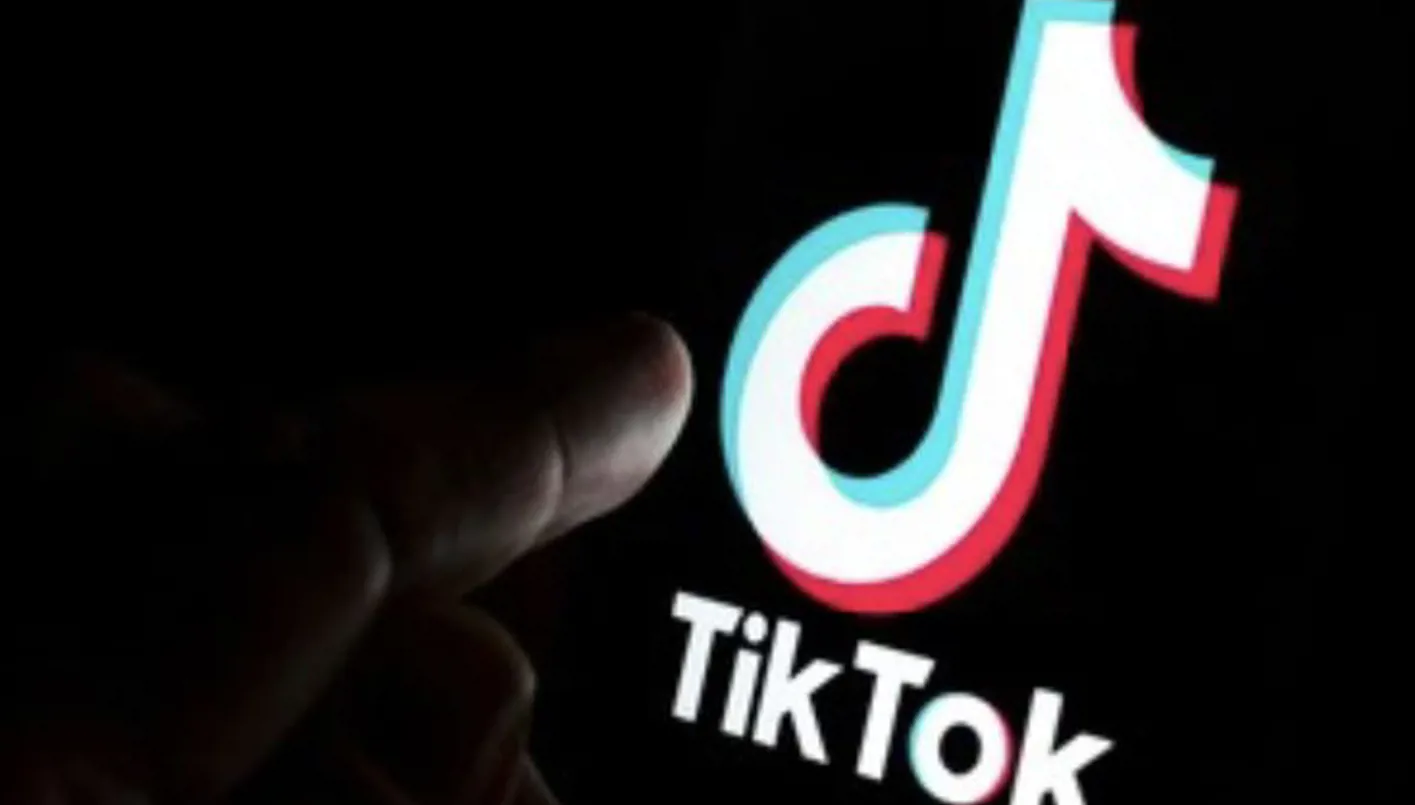 تحذير بلجيكي للاتحاد الأوروبي من انتشار محتوى يروّج للنحافة المفرطة على “تيك توك”