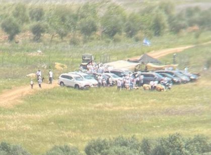 رام الله – وفا- اقتحم عشرات المستعمرين، اليوم الخميس، منطقة…