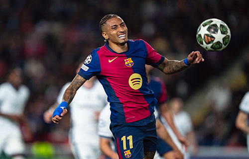 مدريد – د ب أ: يتطلع فريق برشلونة للاقتراب خطوة…