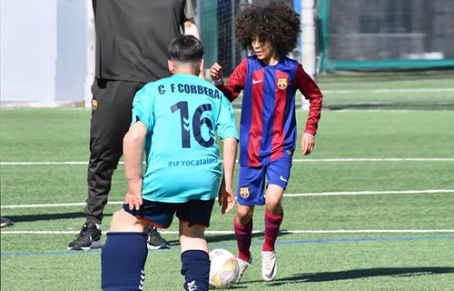 برشلونة – وكالات: خطف الطفل آدم قاروال من أكاديمية لاماسيا…