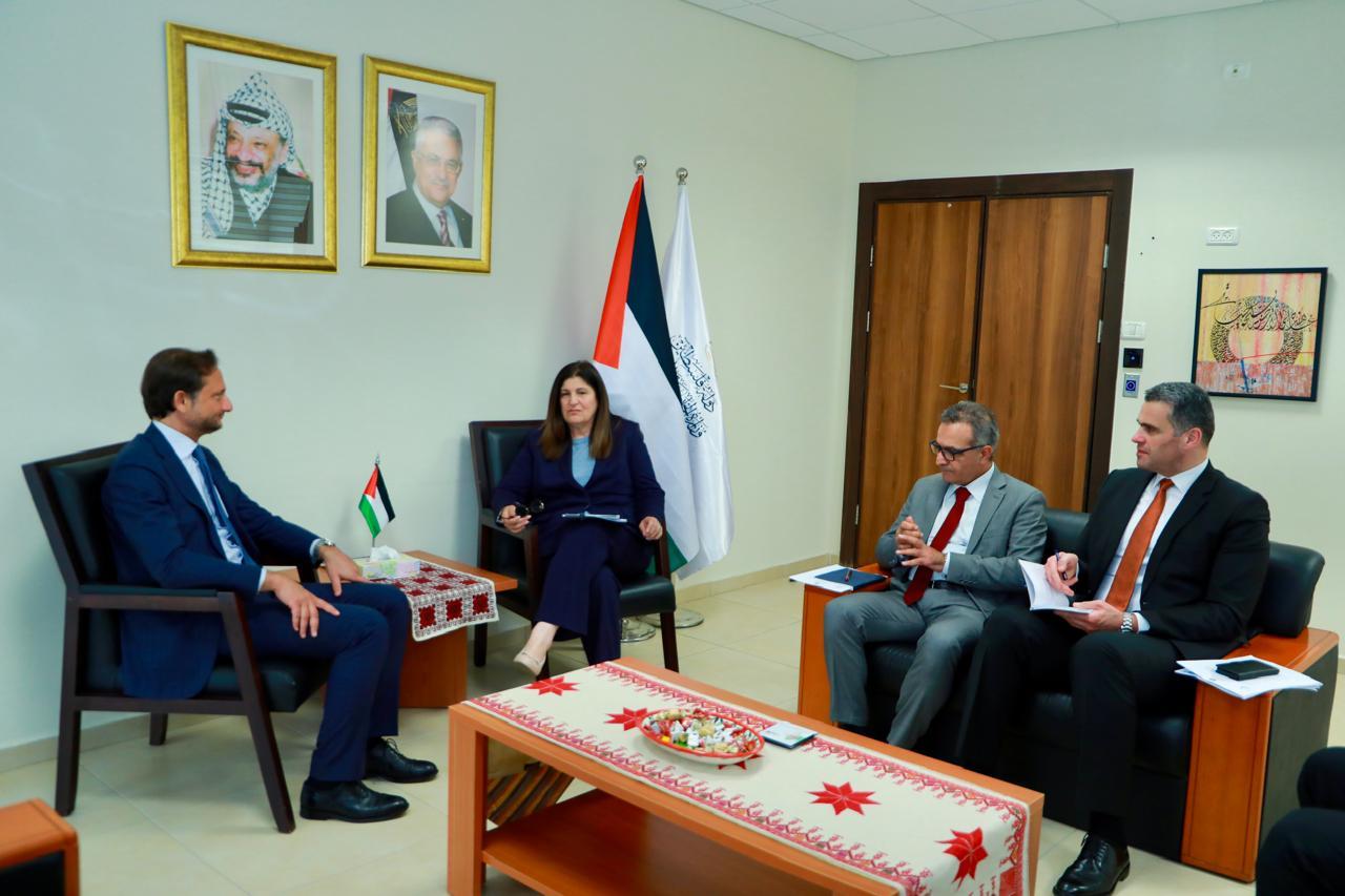 بحثت وزيرة الدولة لشؤون وزارة الخارجية والمغتربين، فارسين أغابيكيان شاهين،…