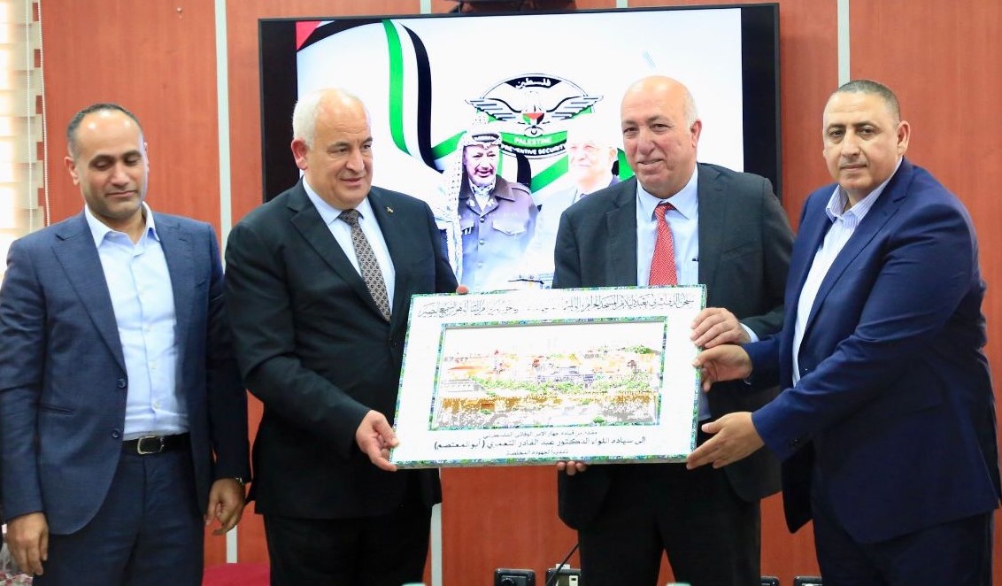 جرت، اليوم الأحد، في مقر جهاز الأمن الوقائي مراسم استلام…