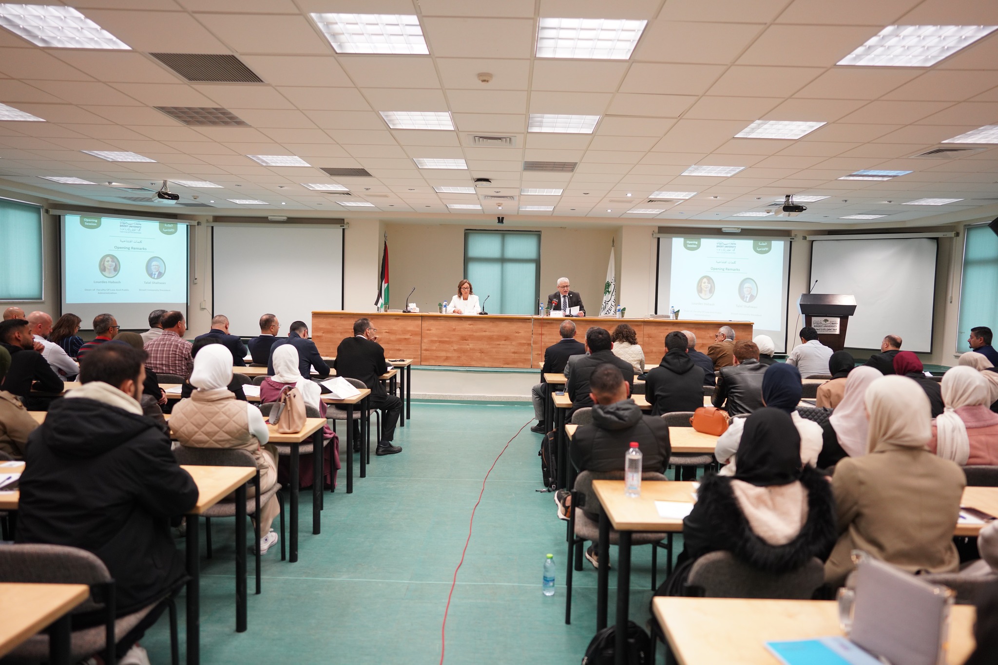   انطلقت اليوم الاثنين، أعمال المؤتمر الدولي “الفلسطينيون وحرب الإبادة”…