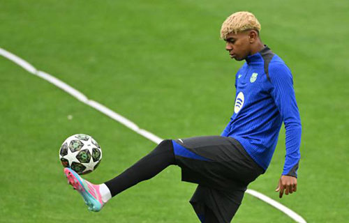 مدريد -(د ب أ): يقترب نادي برشلونة، متصدر جدول ترتيب…