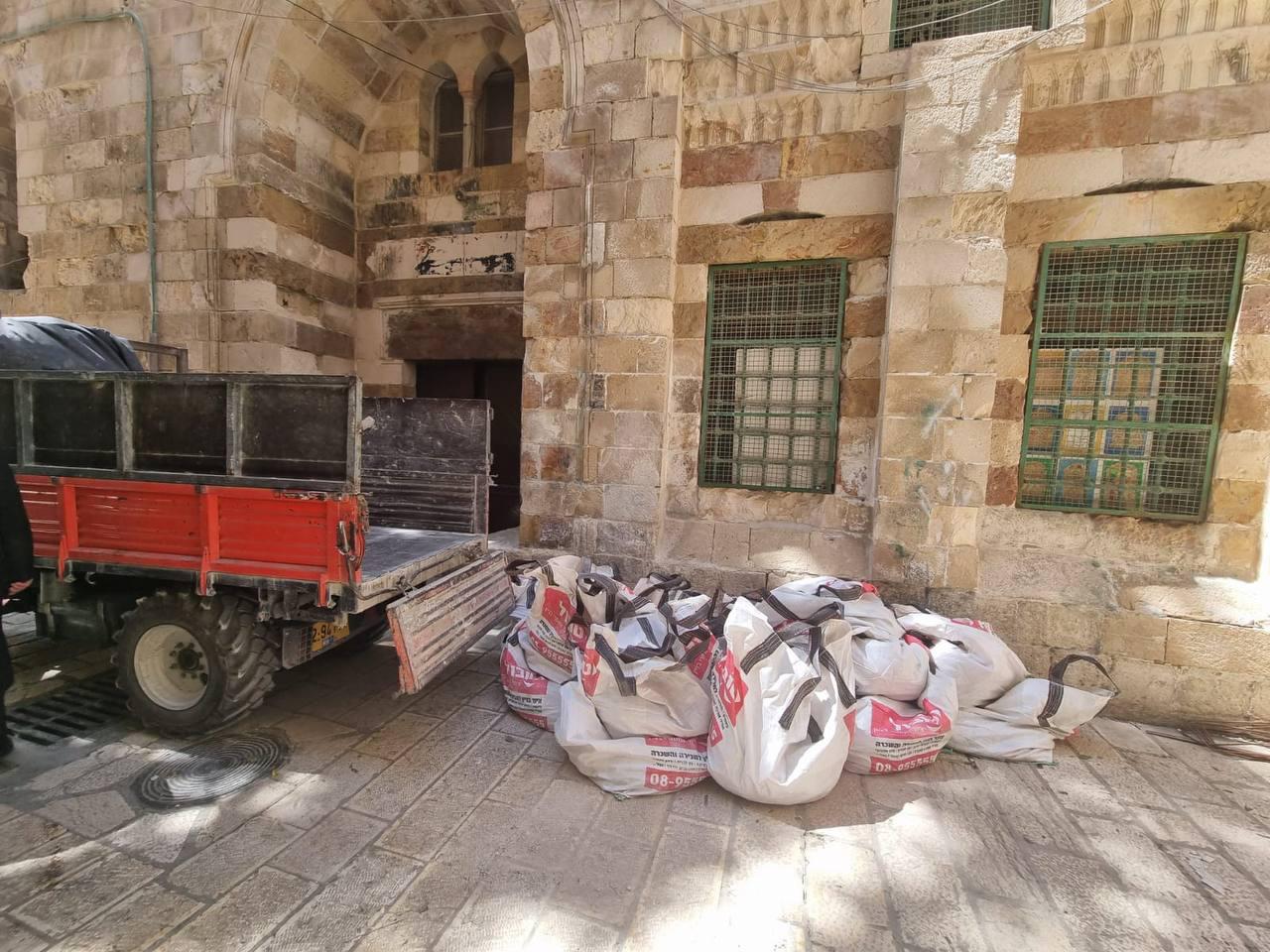 القدس المحتلة- الحياة الجديدة- ديالا جويحان- قدمت عائلة الشهابي، أمس…