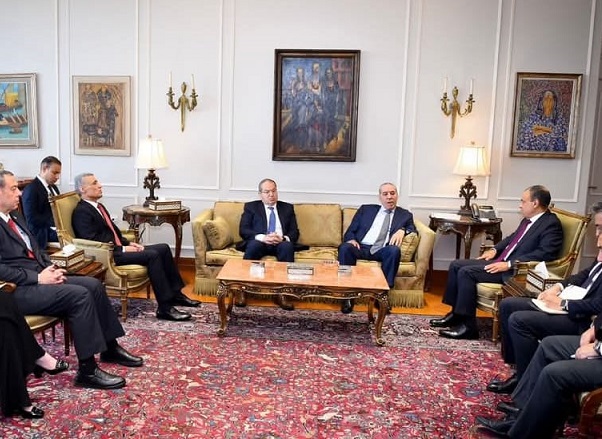 القاهرة – وفا- التقى نائب رئيس اللجنة التنفيذية لمنظمة التحرير…