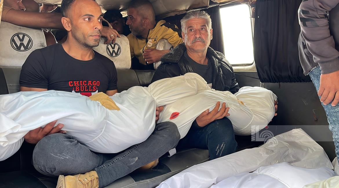 استشهد عدد من المواطنين وأصيب آخرون، مساء اليوم السبت، بعد…