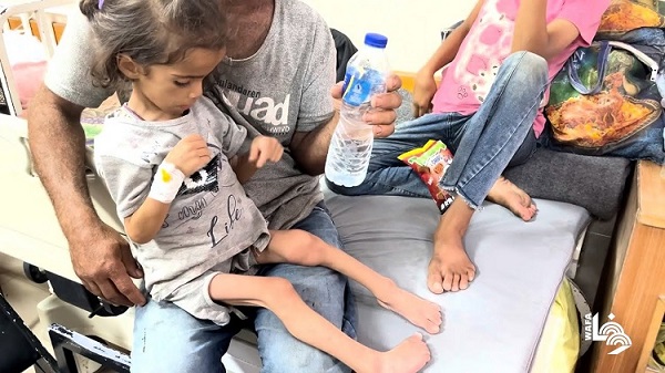 غزة – وفا- ريم سويسي- “أنا على حافة الموت”، بهذه…