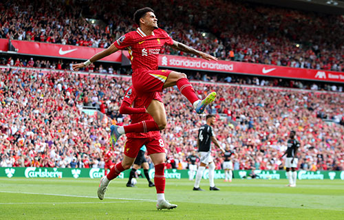 لندن – أ ف ب: قلب أرسنال تخلفه بهدفين امام…