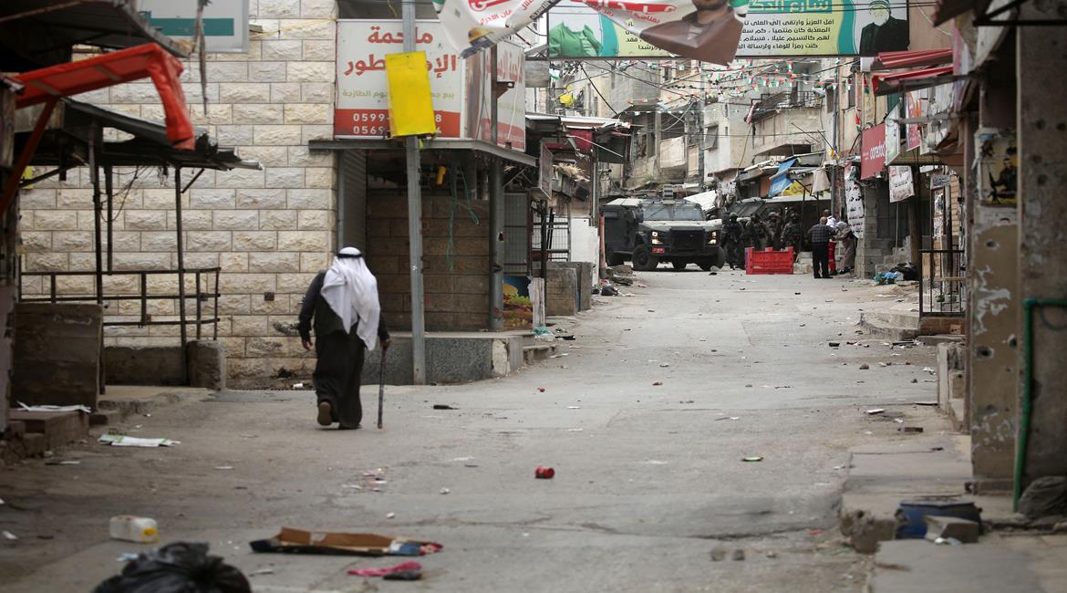 نابلس– الحياة الجديدة – بشار دراغمة- في زقاق ضيق من…