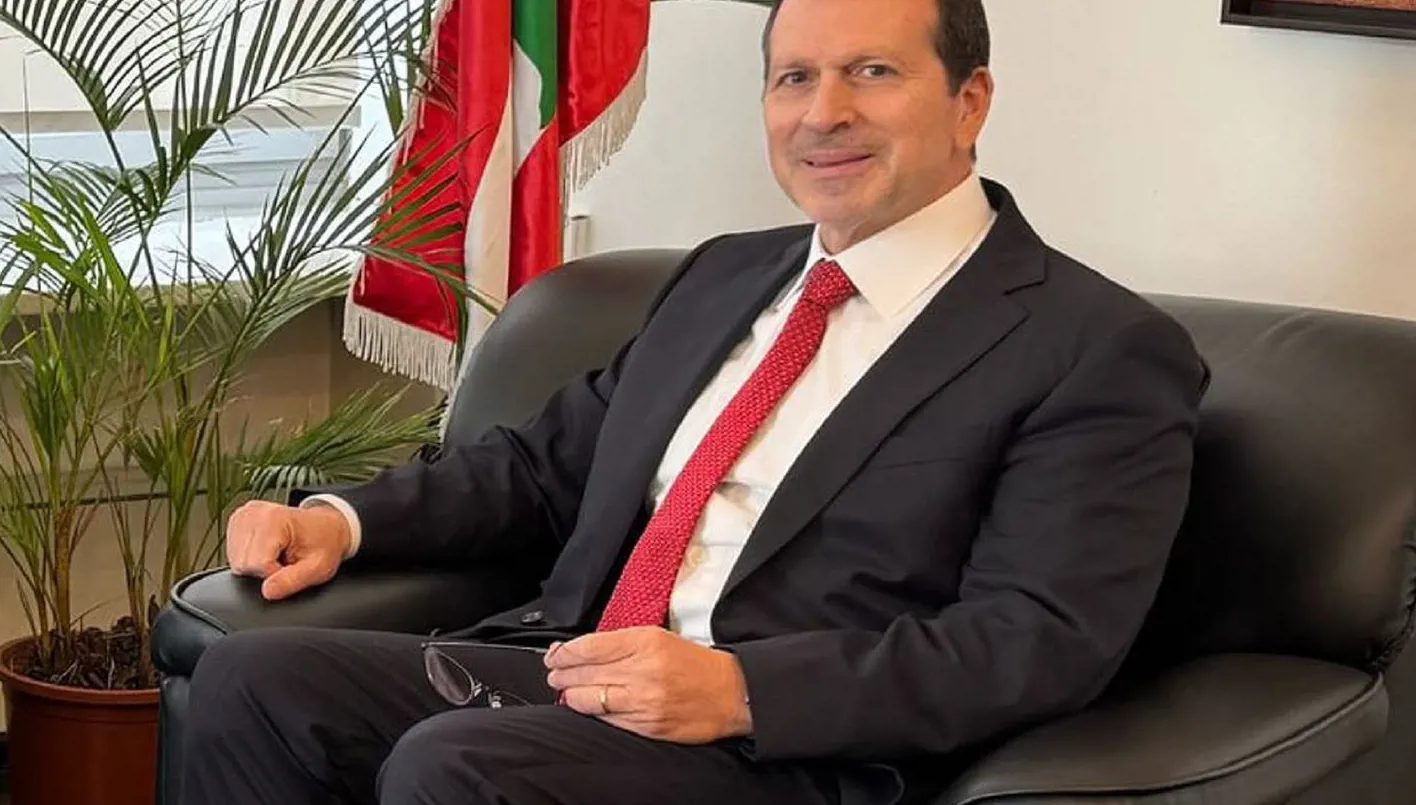 ذكاء اصطناعي بطموح وطني: شحادة يطرح رؤية للنهوض وسط العقبات