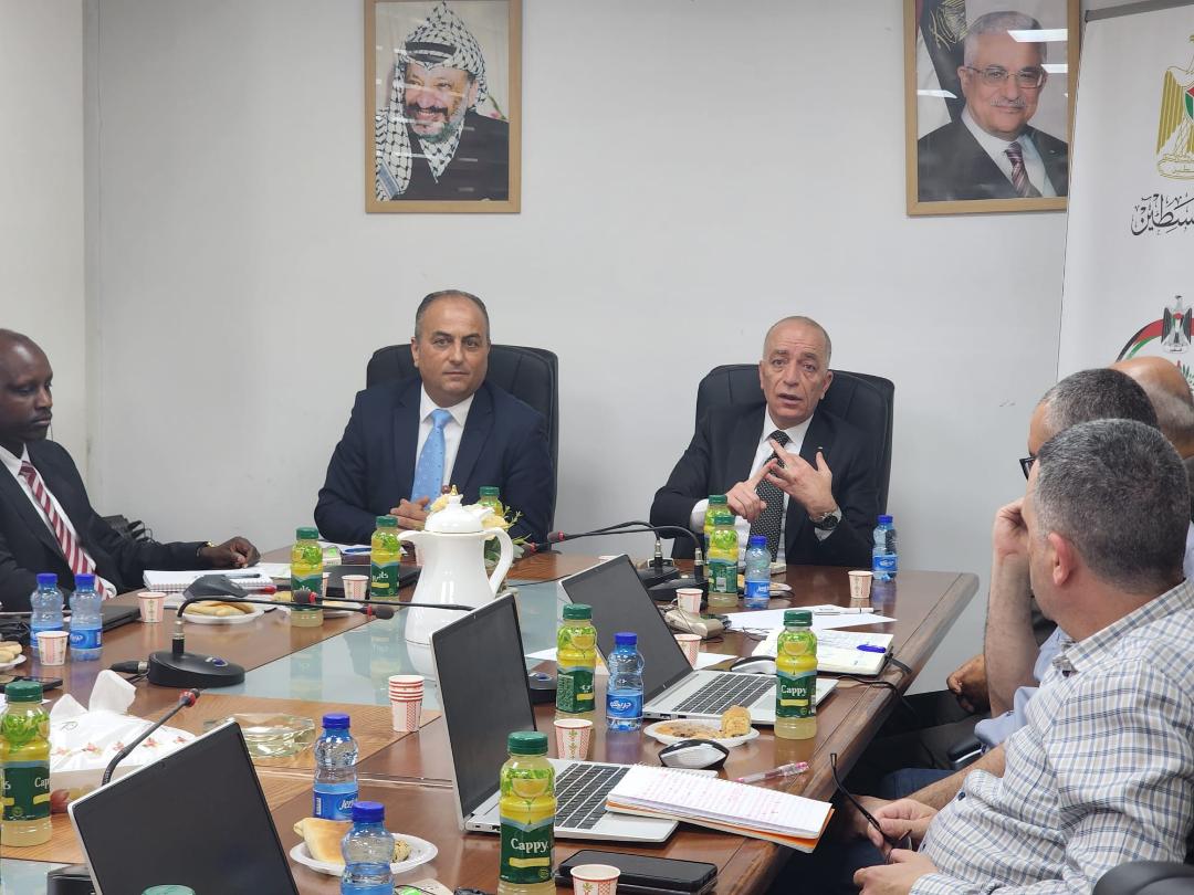 رام الله – الحياة الجديدة –  اجتمع رئيس سلطة الأراضي…