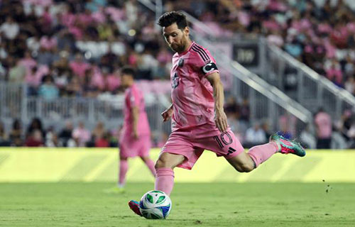 ميامي-(أ ف ب) : واصل إنتر ميامي بقيادة نجمه الأرجنتيني…