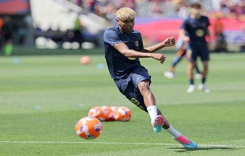 برشلونة – وكالات: يستعد نادى برشلونة الإسبانى للإعلان عن توقيع…