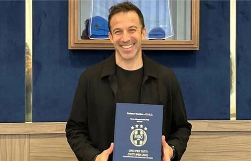 روما – رويترز: عزز مهاجم منتخب إيطاليا السابق الفائز بكأس…