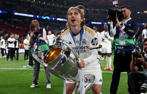 مدريد – أ ف ب: أعلن صانع الألعاب الكرواتي المخضرم…