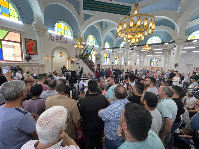 افتتاح مسجد النصر الذي أحرقه الاحتلال آذار الماضي-الحياة الجديدة