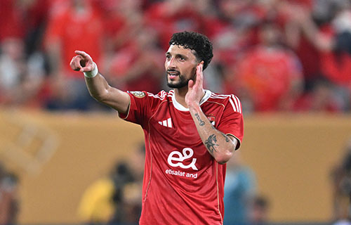 الفدائي وسام أبو علي .. من شبح الاعتزال إلى التألق في المونديال