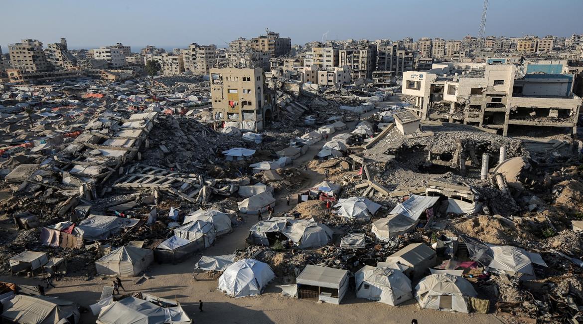 النزوح القاسي.. شمس حارقة وحرارة تخنق الأنفاس-الحياة الجديدة