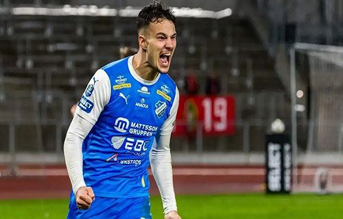 فلسطيني جديد يطرق أبواب الأهلي المصري