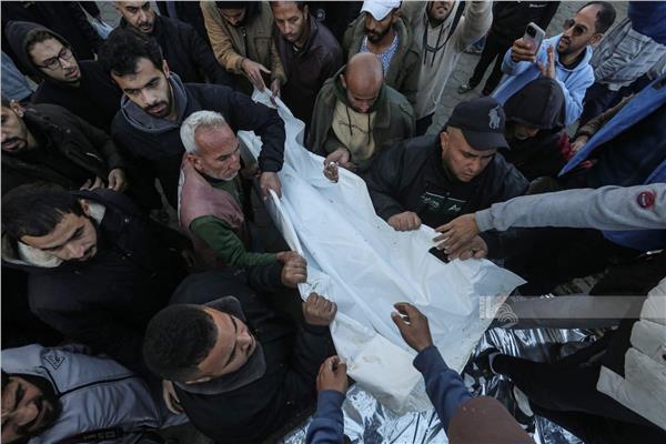 سبعة شهداء ومصابون في قصف الاحتلال مدينة غزة وخان يونس