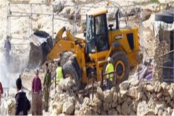 مستوطنون يستولون على المزيد من أراضي الفلسطينيين جنوب الخليل