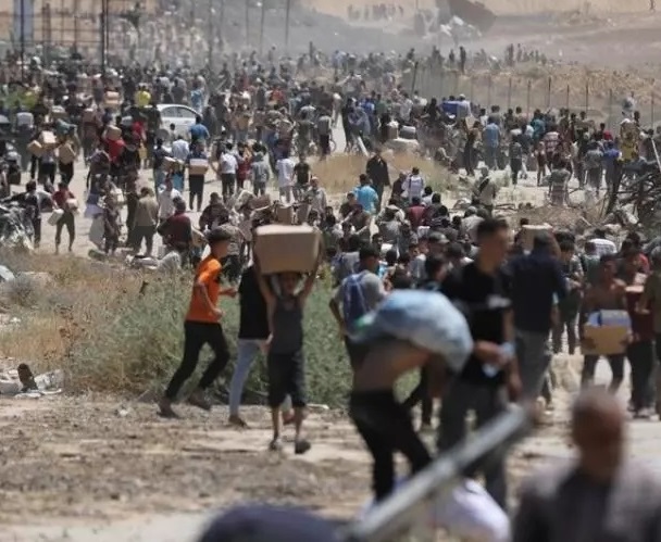 7 شهداء وعشرات الإصابات في استهداف الاحتلال منتظري المساعدات في خان يونس-الحياة الجديدة