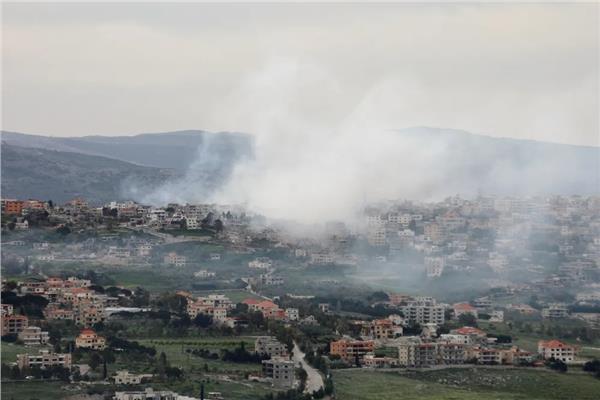 استشهاد شخص وإصابة اثنين في غارة إسرائيلية على بنت جبيل جنوب لبنان