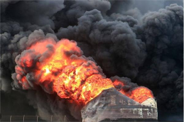 انقطاع التيار الكهربائي عن الحديدة غرب اليمن جراء 20 غارة إسرائيلية